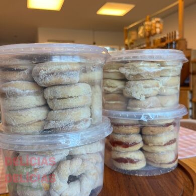 Biscoito Rosquinha de nata recheada