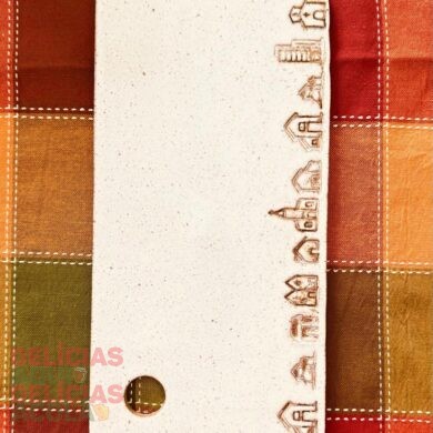 Tabua de Cerâmica Off White casinhas.